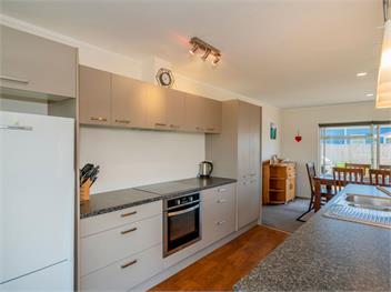 Unwind on The Fairway (Bachcare) - Whitianga