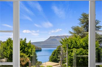 Kiwiana Bach (Bachcare) - Lake Tarawera