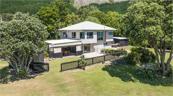 Linkwater Wonder (Bachcare) - Picton