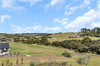 Central Couples Retreat (Bachcare) - Mangawhai
