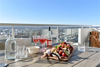 Pacific Horizon • Luxury Sky Suite • 19th Floor - Bookahome - Chirstchurch