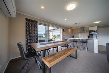 Fiordland Vista Lodge (Bachcare) - Te Anau