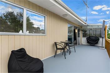 Amanda Lane (Bachcare) - Snells Beach