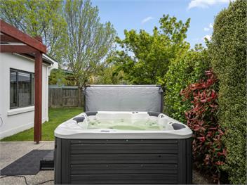 Kokomea House (Bachcare) - Wanaka