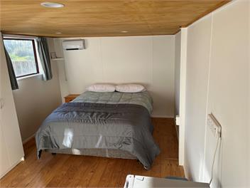 Paraparaumu Beach House · Dogs Welcome - Sunset Shores - 