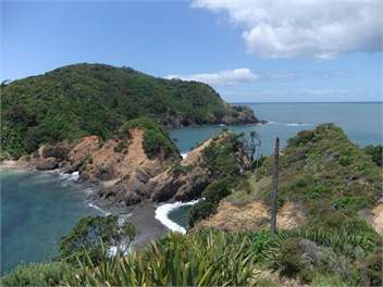 L'AMOUR - Church Bay Tutukaka - Whangarei