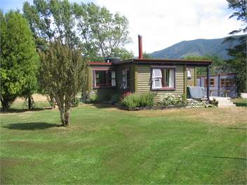 Clova Bay Cottages - Picton
