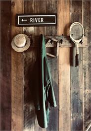 Awahuri - Waterfront River bend retreat (the Modern Bach!) - Taupo