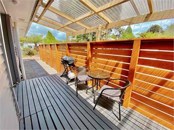 A designer's house (three bedroom holiday house) - Rotorua