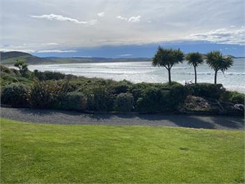 Curio Bay Seaside Accommodation - Curio Bay