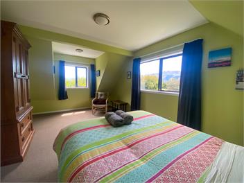 Stunning Panoramic views - 5 Bedrooms - 15m to Wanaka - Wanaka