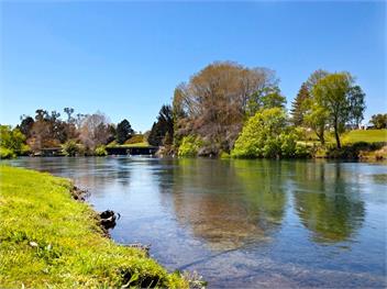 Marinaside Villa (Bachcare) - Taupo Central