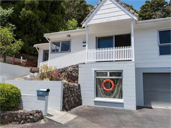 Central Spacious Family House (Bachcare) - Paihia