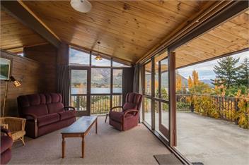 Lakeside Escape (Bachcare) - Wanaka