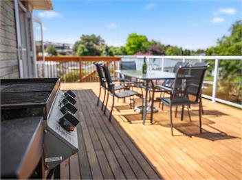 Central Riverside Retreat (Bachcare) - Taupo Central