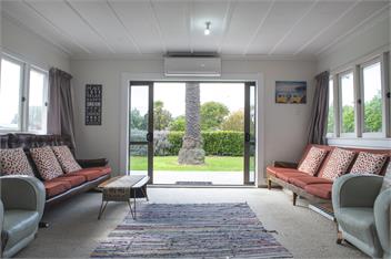 A Bach for the Kiwis - Hawkes Bay