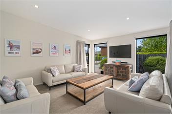 Urban Oasis (Bachcare) - Wanaka