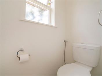 Beach House on Hetherington (Bachcare) - Whangamata