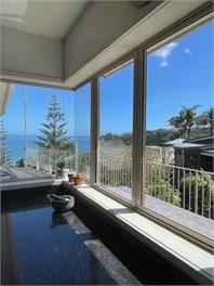 DAVINA - The Beach House - Coopers Beach
