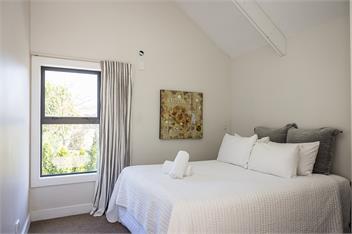 Kiwiesque - Luxury Lodge Vineyard Accommodation - Napier