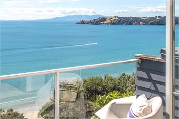 PAH VIEW HOUSE: Coast and Country - auckland