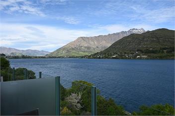 Frankton House (Bachcare) - Queenstown