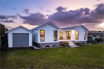 Mangawhai Heads Hole In One Family Fun! - Mangawhai Heads