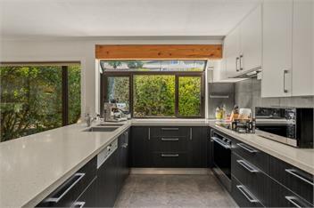 Mountain View Retreat (Bachcare) - Wanaka