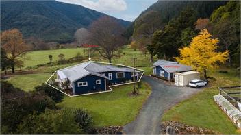 Fantail House Kaiuma Bay (Bachcare) - Havelock
