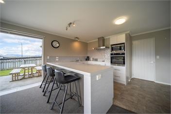 Fiordland Vista Lodge (Bachcare) - Te Anau