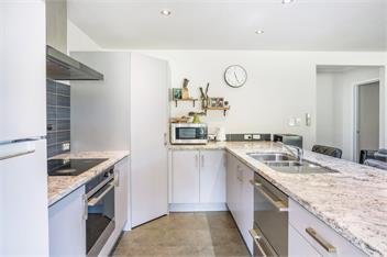 Riverside paradise with jetty and garden - Kerikeri