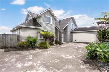 Sunlit Shores (Bachcare) - Papamoa