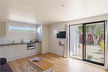Waimarama Coastal Cottage - Havelock North