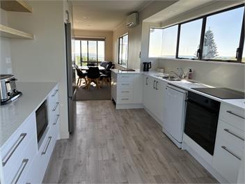 Beach Breakaway - Midweek special - 