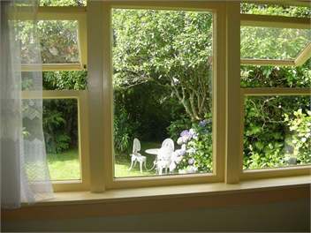 Fern Cottage,WIFI/SkyTv, Lower Hutt -