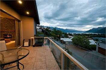 13/2 Poole Lane at Rangatira - Queenstown