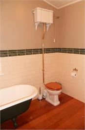 Lupton Lodge - Luxurious 4 Bedroom House - Whangarei