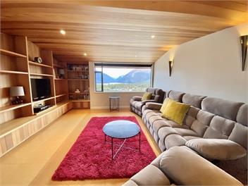 Award Winning Lake & Mountain Panorama - St Arnaud