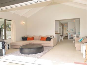 Best at The Beach (Bachcare) - Whangamata
