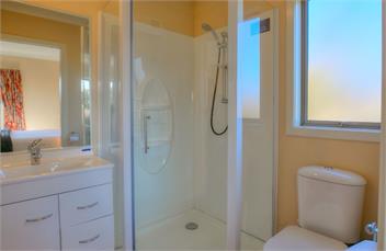 Lake Hawea Hideaway (Bachcare) - Lake Hawea