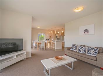Lakeside Villa Retreat (Bachcare) - Matarangi