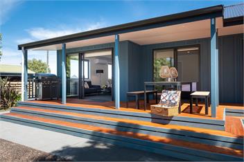 Lawn Cottages - Pohutukawa Cottage - Hastings