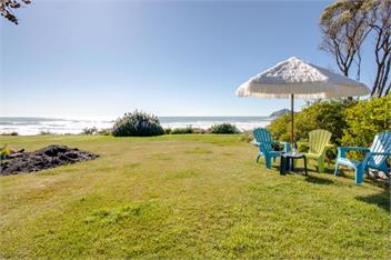 Absolute Beachfront (Bachcare) - Waimarama