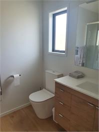 Ligar Bay Retreat - Across road from beach! - Golden Bay