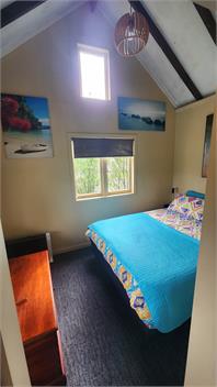 Ahipara Love Shack and Surfers Paradise - Northland