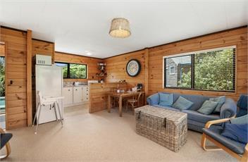 Lake Trip Cabin - Lake Taupo