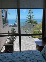 DAVINA - The Beach House - Coopers Beach