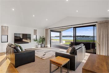 Waterfront Oasis (Bachcare) - Omokoroa
