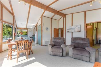 Finlay Waterfront (Bachcare) - Picton