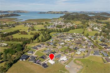 Greenhills Charmer (Bachcare) - Coromandel